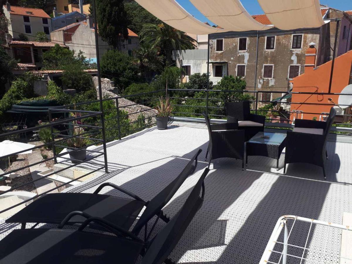Apartments Petra 23 Mali Losinj Exterior photo