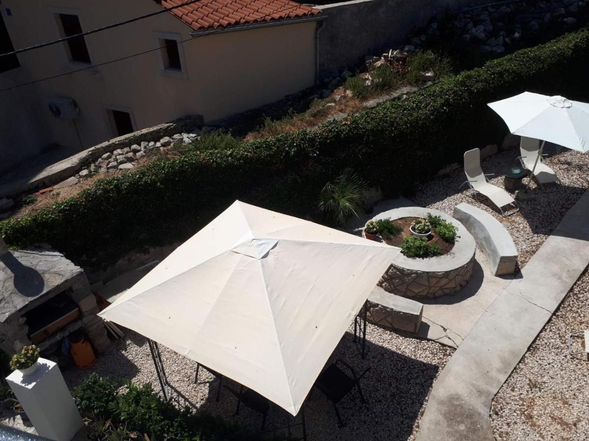 Apartments Petra 23 Mali Losinj Exterior photo