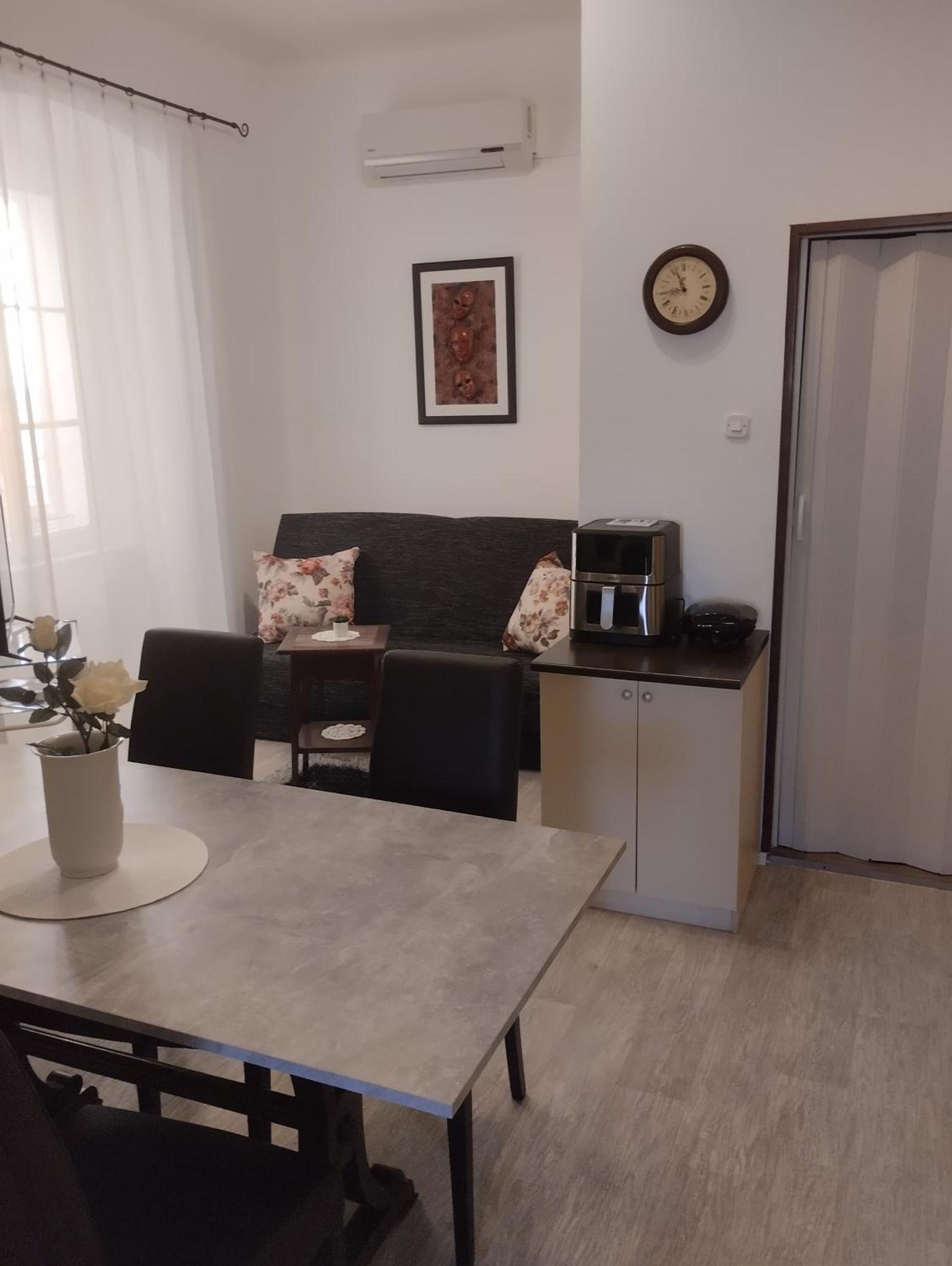 Apartments Petra 23 Mali Losinj Exterior photo